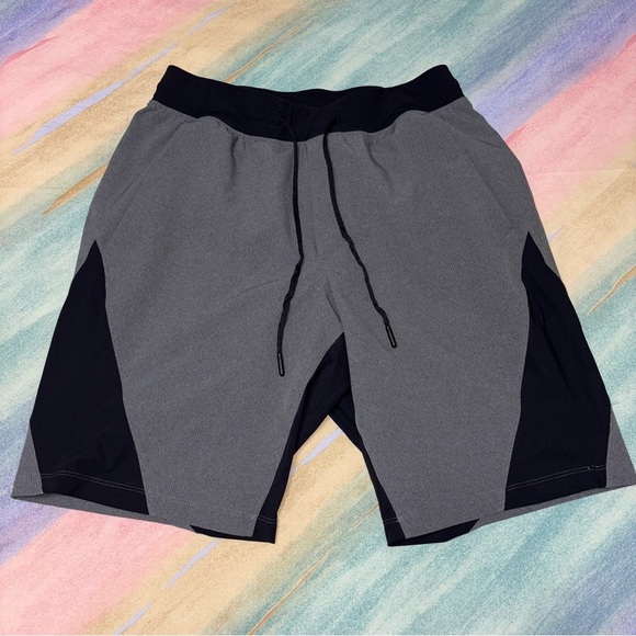 Lululemon Namaste At The Beach Short II *9" black gray size S - Picture 5 of 7